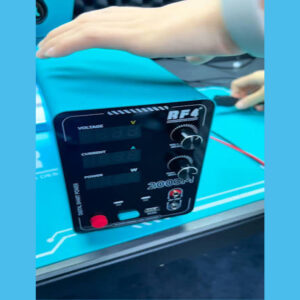 RF4 RF-2003M Smart DC Regulated Power Supply